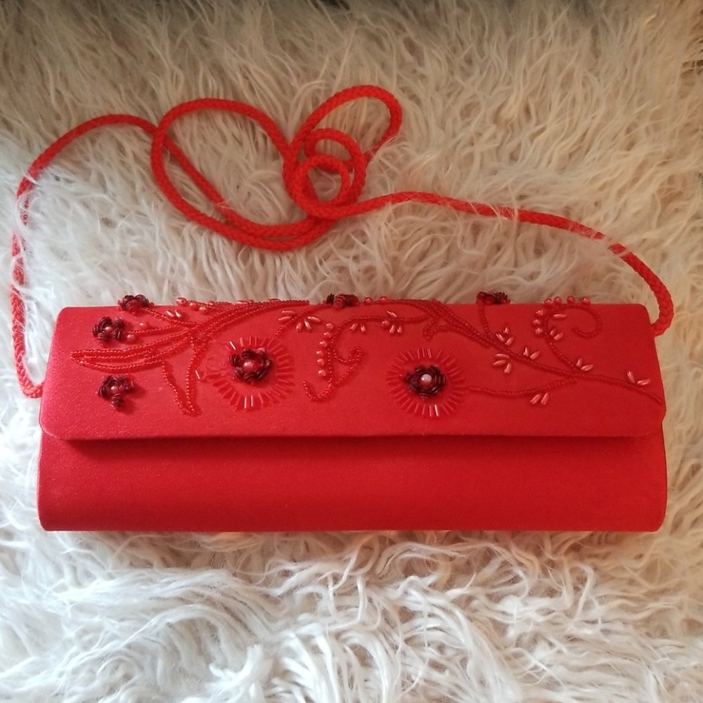 Small Red purse beaded